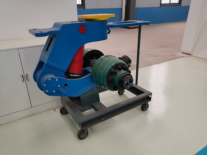 Hydraulischer Achsanhänger