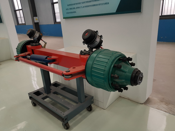 Hydraulische modulare Anhängerachse Hydraulic Modular Trailer Axle