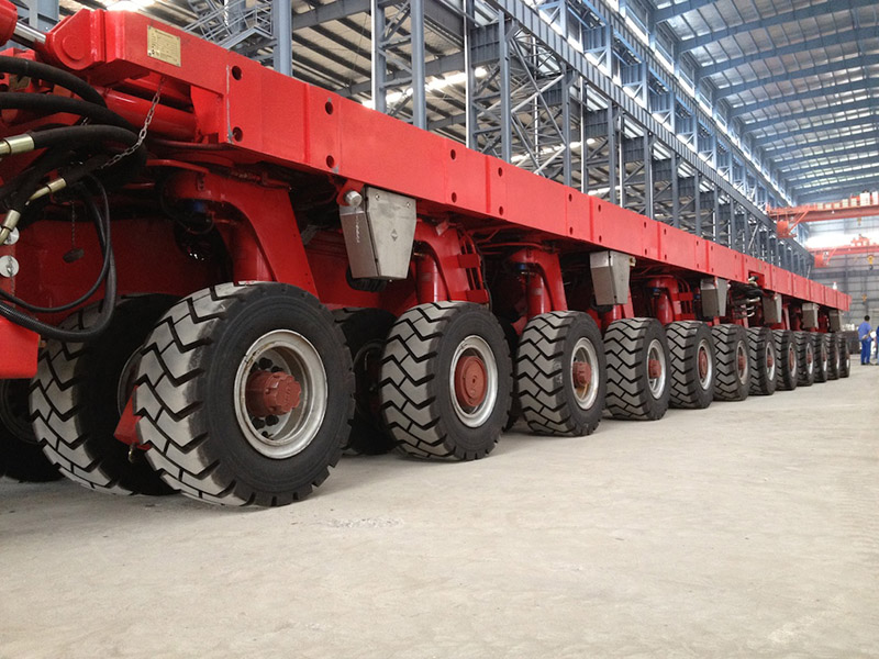 Schwerer Anhänger mit 16-Zoll-Reifen Heavy Trailer with 16 Inch Tires